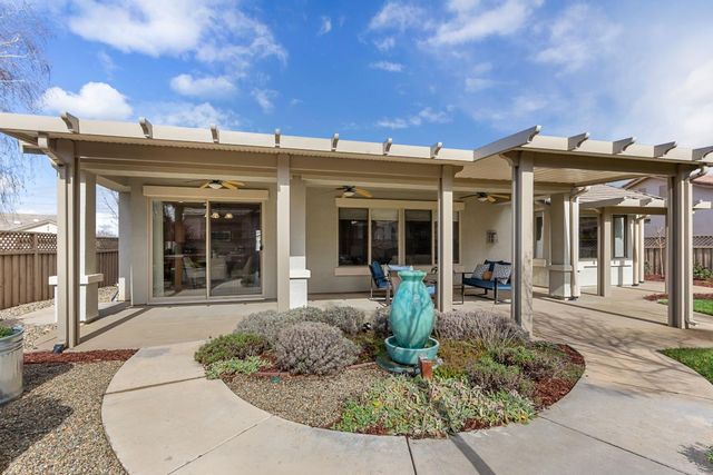 405 Lilypond Ln, Lincoln, CA 95648