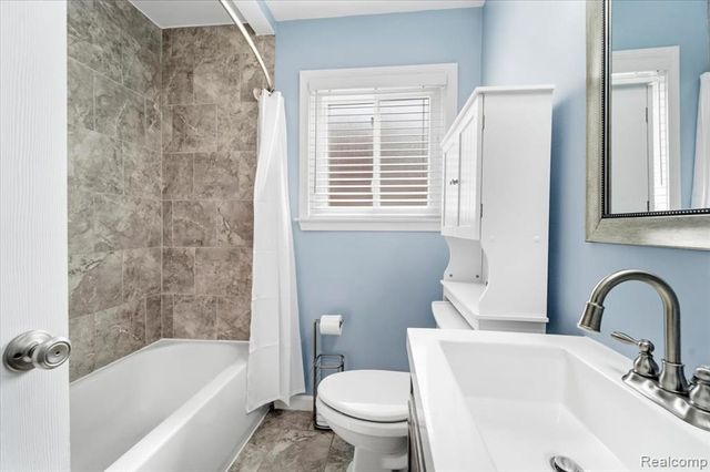 13231 Spruce Street, Southgate, MI 48195