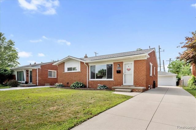 13231 Spruce Street, Southgate, MI 48195