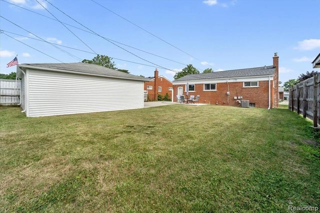 13231 Spruce Street, Southgate, MI 48195