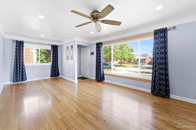 13231 Spruce Street, Southgate, MI 48195