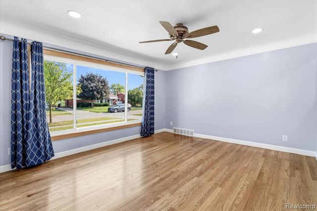 13231 Spruce Street, Southgate, MI 48195