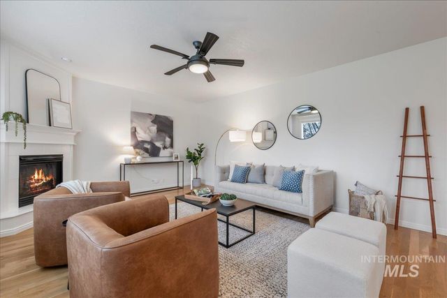 5363 N Red Hills Place, Meridian, ID 83646