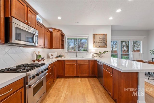 5363 N Red Hills Place, Meridian, ID 83646