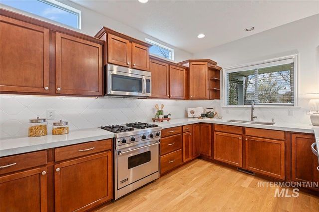 5363 N Red Hills Place, Meridian, ID 83646