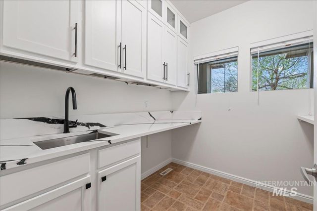 5363 N Red Hills Place, Meridian, ID 83646