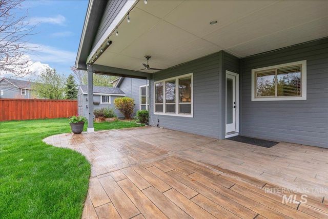 5363 N Red Hills Place, Meridian, ID 83646