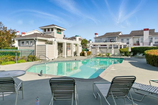 583 Shoal Circle, Redwood Shores, CA 94065