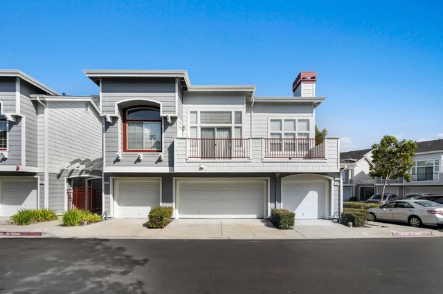 583 Shoal Circle, Redwood Shores, CA 94065
