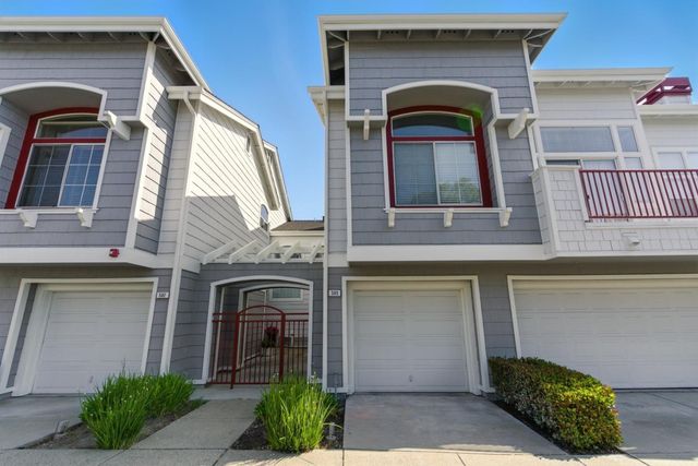 583 Shoal Circle, Redwood Shores, CA 94065