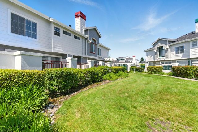 583 Shoal Circle, Redwood Shores, CA 94065