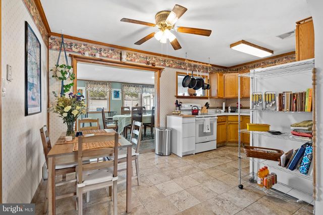 7 MISTY PINE RD, Levittown, PA 19056