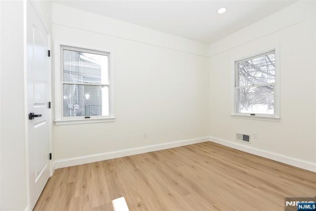 383 Lafayette Avenue 1st Floor, Hawthorne, NJ 07506