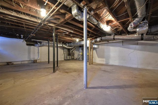 383 Lafayette Avenue 1st Floor, Hawthorne, NJ 07506