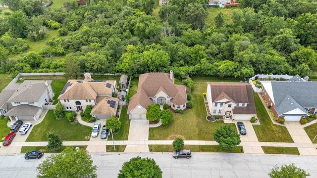 5441 Christopher Drive, Oak Forest, IL 60452