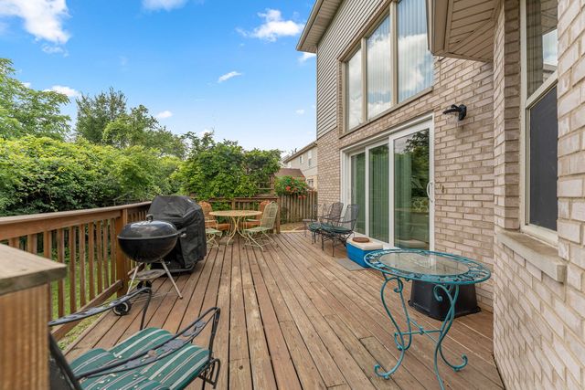 5441 Christopher Drive, Oak Forest, IL 60452