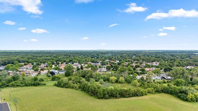 5441 Christopher Drive, Oak Forest, IL 60452