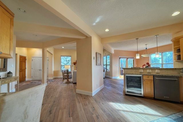 4295 Arizona Avenue, Los Alamos, NM 87544
