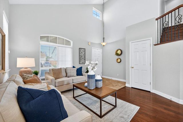 1617 Blackbird St, Roseville, CA 95747