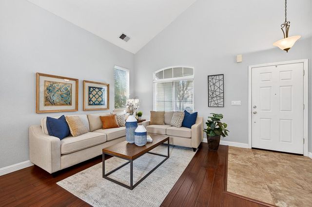 1617 Blackbird St, Roseville, CA 95747