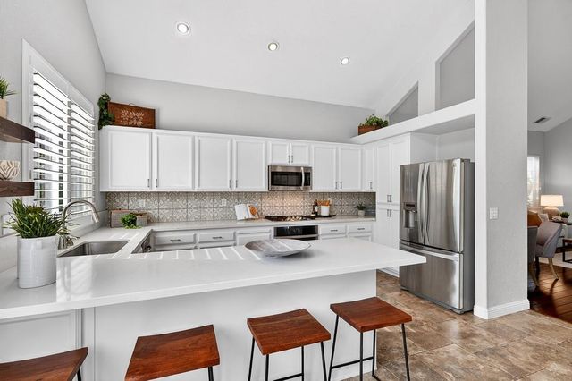 1617 Blackbird St, Roseville, CA 95747