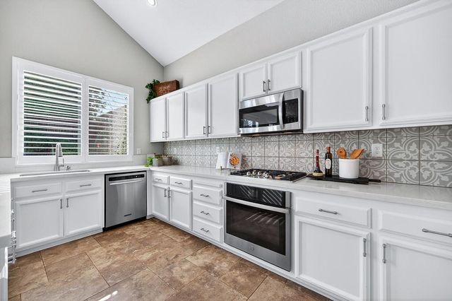 1617 Blackbird St, Roseville, CA 95747