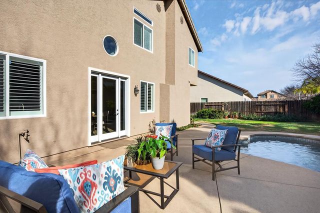 1617 Blackbird St, Roseville, CA 95747