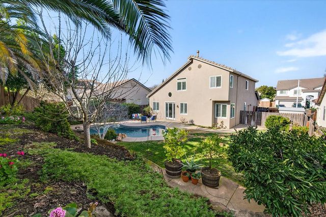 1617 Blackbird St, Roseville, CA 95747