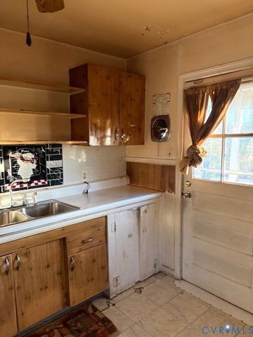 4602 Lindlaw Ave, Richmond, VA 23234