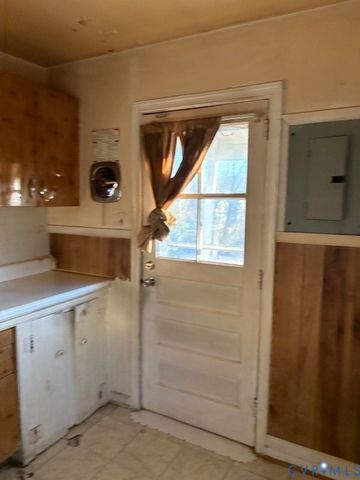 4602 Lindlaw Ave, Richmond, VA 23234