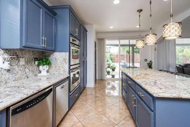 10380 Hite Cir, Elk Grove, CA 95757