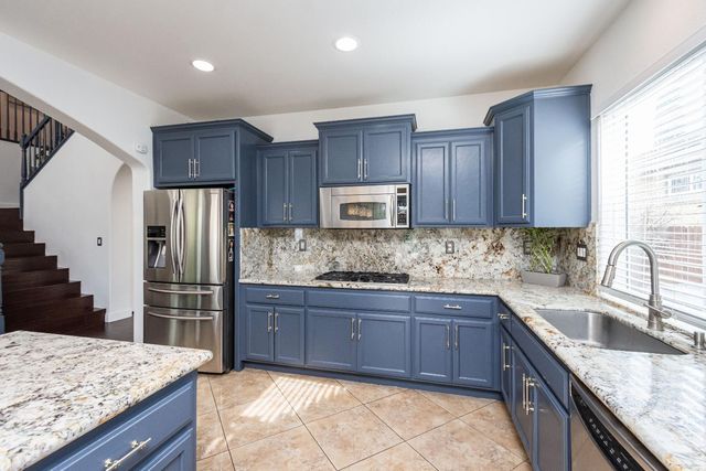 10380 Hite Cir, Elk Grove, CA 95757