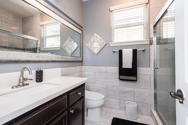 10380 Hite Cir, Elk Grove, CA 95757