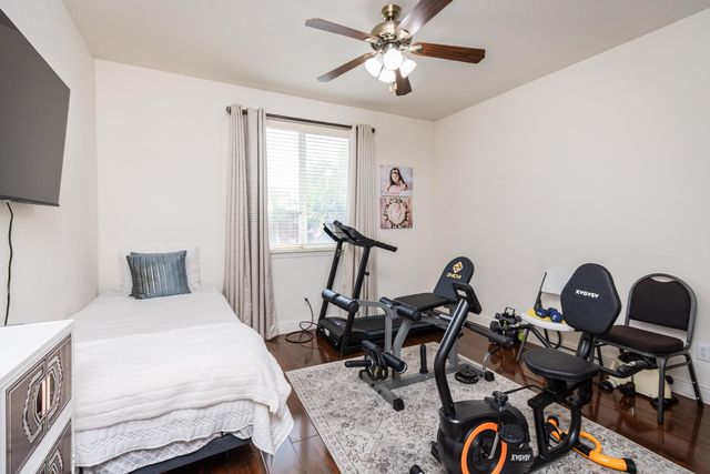 10380 Hite Cir, Elk Grove, CA 95757