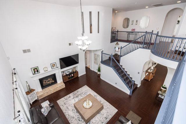 10380 Hite Cir, Elk Grove, CA 95757