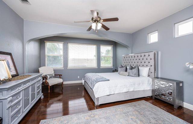 10380 Hite Cir, Elk Grove, CA 95757