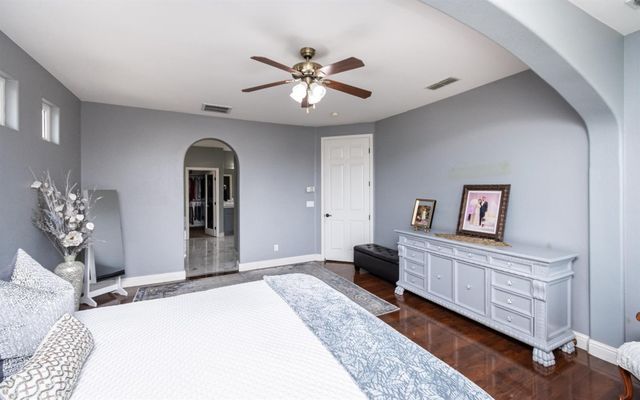 10380 Hite Cir, Elk Grove, CA 95757