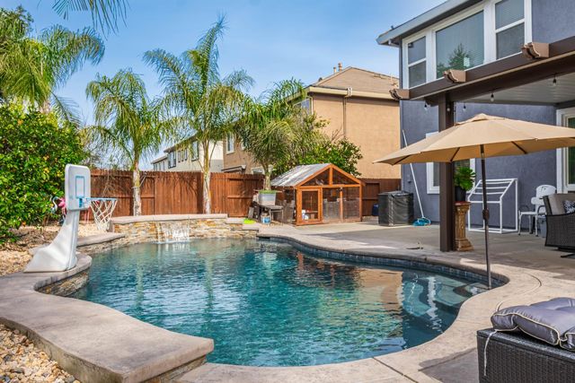 10380 Hite Cir, Elk Grove, CA 95757