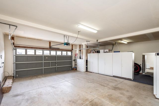 10380 Hite Cir, Elk Grove, CA 95757