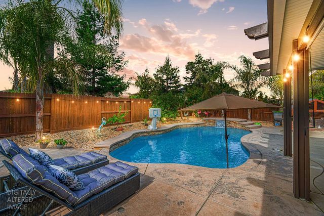 10380 Hite Cir, Elk Grove, CA 95757