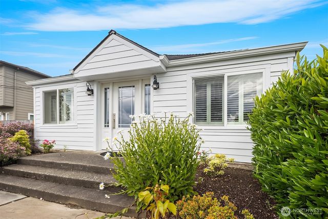 103 8th Avenue S, Edmonds, WA 98020