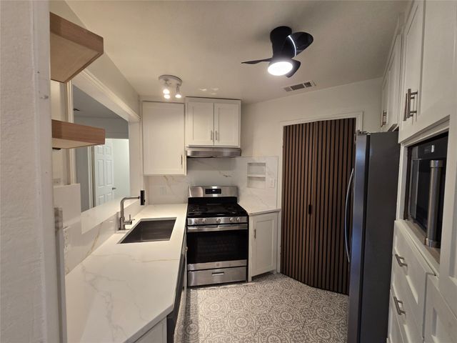 8502 Hawthorne Street, Frisco, TX 75034