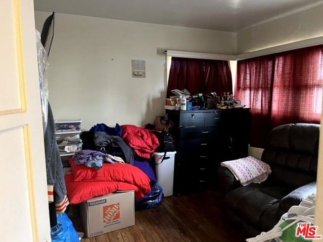 811 E 104th Street, Los Angeles, CA 90002