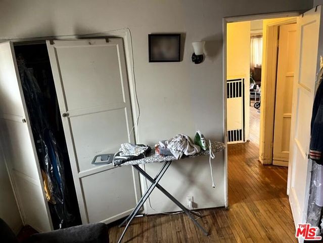 811 E 104th Street, Los Angeles, CA 90002