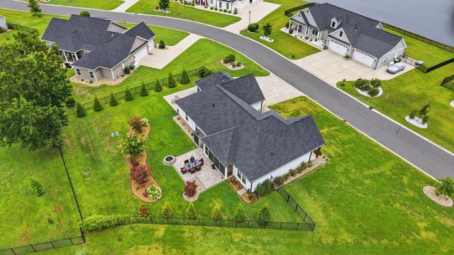 1016 Montage Commons Dr., Surfside Beach, SC 29575