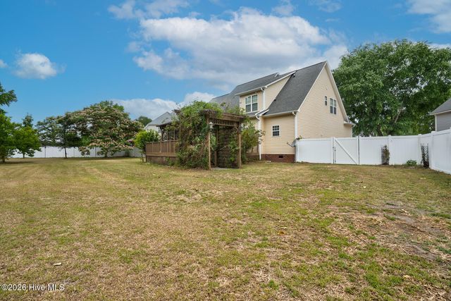 1328 Genoa Court, Greenville, NC 27858