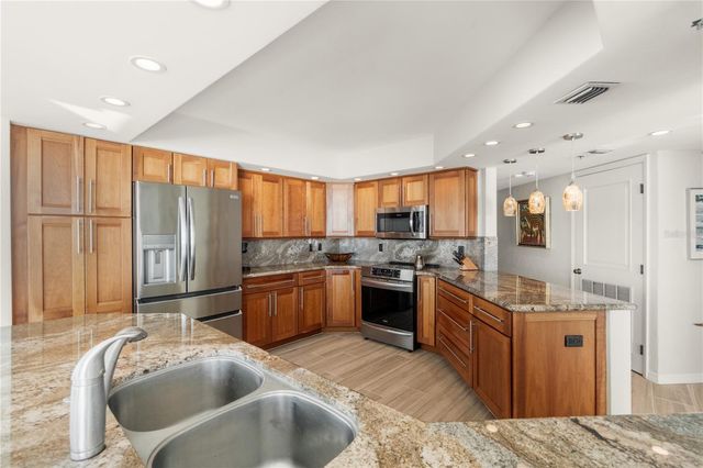 888 BLVD OF THE ARTS 1205, Sarasota, FL 34236