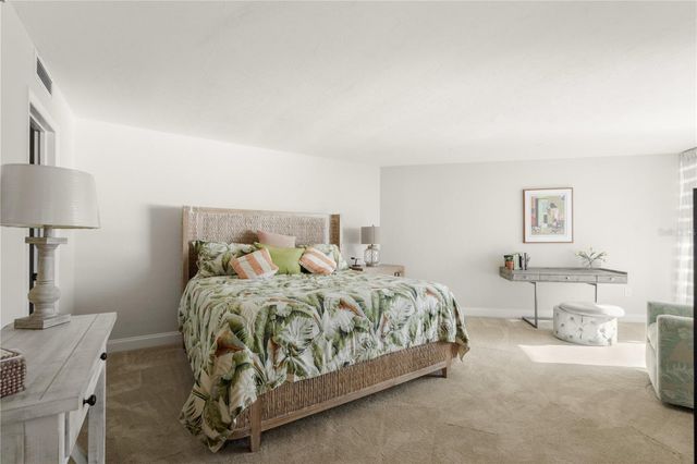 888 BLVD OF THE ARTS 1205, Sarasota, FL 34236