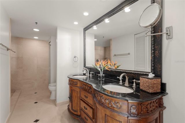 888 BLVD OF THE ARTS 1205, Sarasota, FL 34236