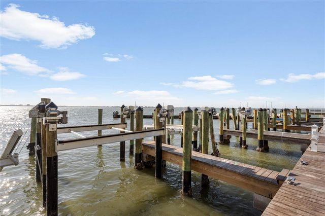 888 BLVD OF THE ARTS 1205, Sarasota, FL 34236